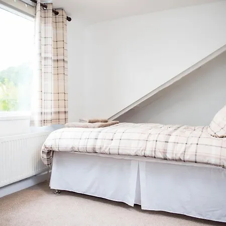 Awel Taf- Central Cottage Ideal For Families, With Parking St Clears Extérieur photo