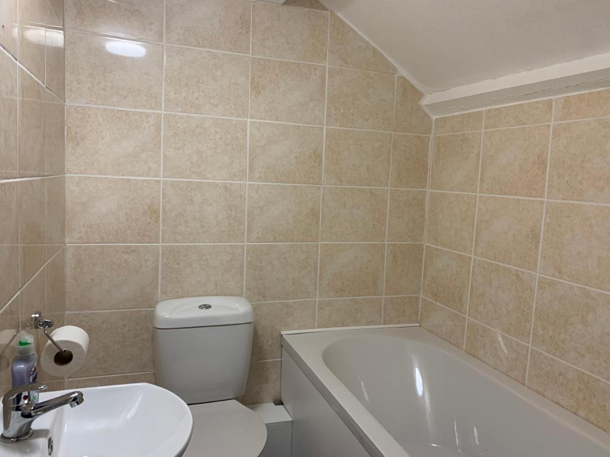 Holiday home Awel Taf- Ideal For Families, With Parking *